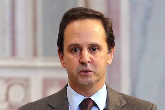 Fernando Medina quer câmaras a gerir autorizações para alojamento local