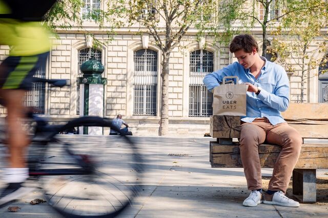 Uber Eats chega ao Porto com mais de 60 restaurantes