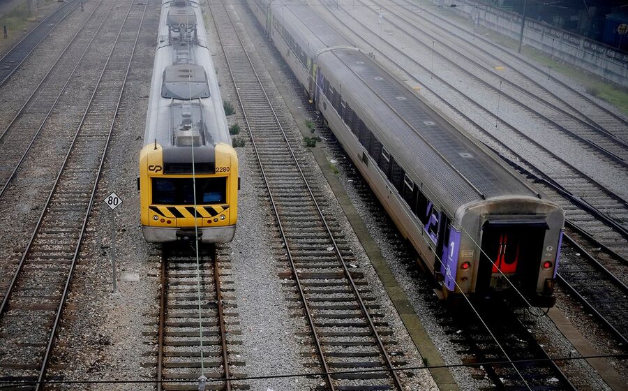 CP Intercidades comboios ferrovia