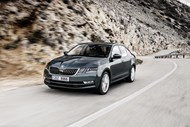 9º - Skoda Octavia – 214.329 carros 