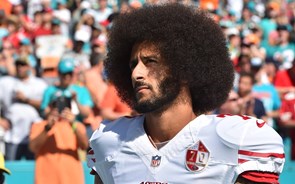 Nike recupera em bolsa e Kaepernick 'dá' 43 milhões em publicidade à marca