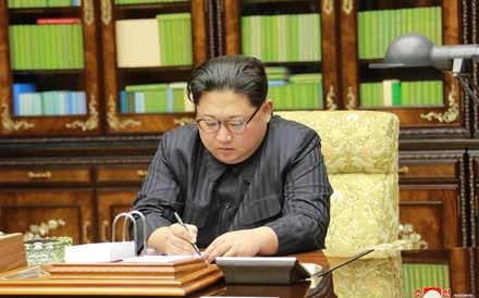 Kim Jong Un diz ter 'vontade firme' de melhorar relações com Seul