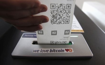 Bitcoin até pode ser uma moeda, mas é uma má moeda 