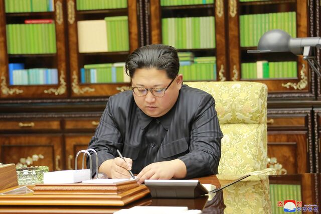 Coreia do Norte aceita iniciar negociações para abandonar programa nuclear