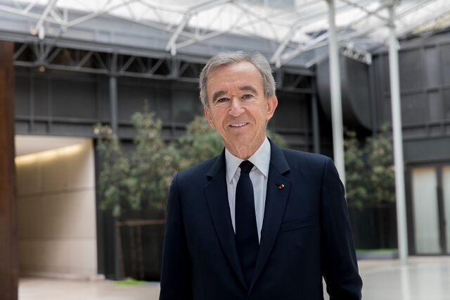 Bernard Arnault supera Buffett e torna-se na terceira pessoa mais rica do mundo