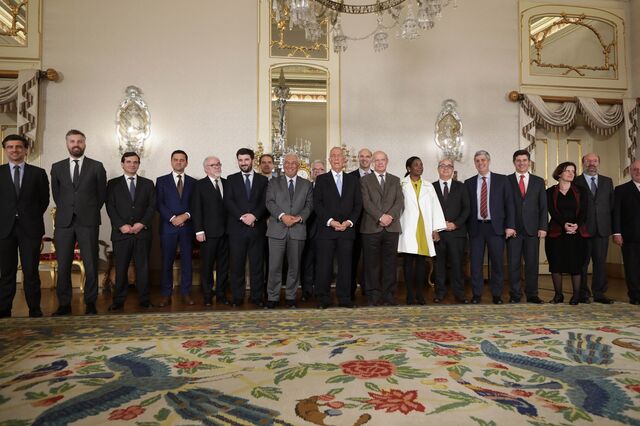 Governo explica orçamento em todos os distritos de Portugal, menos ilhas e Beja