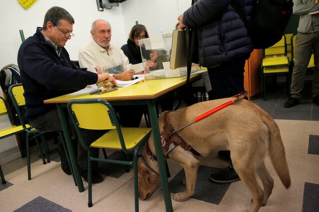 Rajoy disponível para dialogar 'dentro da lei' com futuro governo catalão 