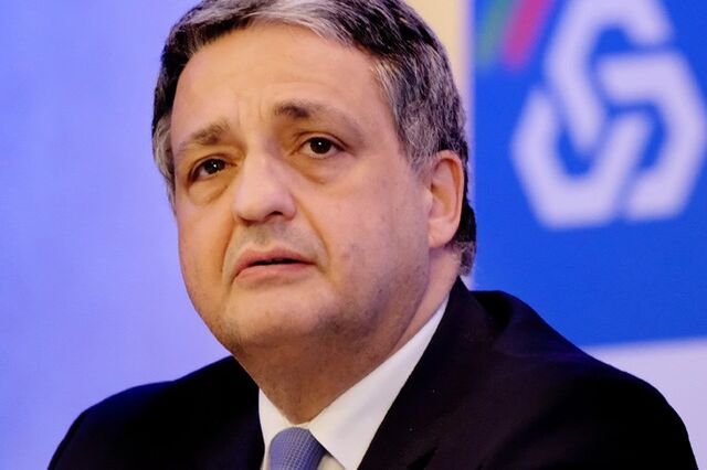 Macedo aumentou comissões em 7%