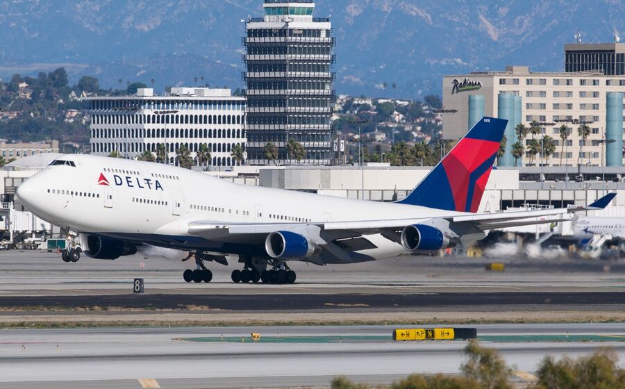 Boeing 747 Delta Air Lines
