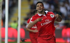 Raúl Jiménez emprestado pelo Benfica ao Wolverhampton