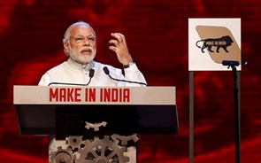 Mercados indianos rejuvenescem com aliados a confirmarem apoio a Modi