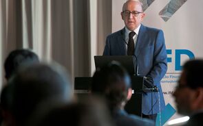 Alberto Castro, Banco do Fomento