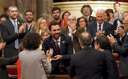 Secessionistas garantem controlo da Mesa e presidência do parlamento catalão