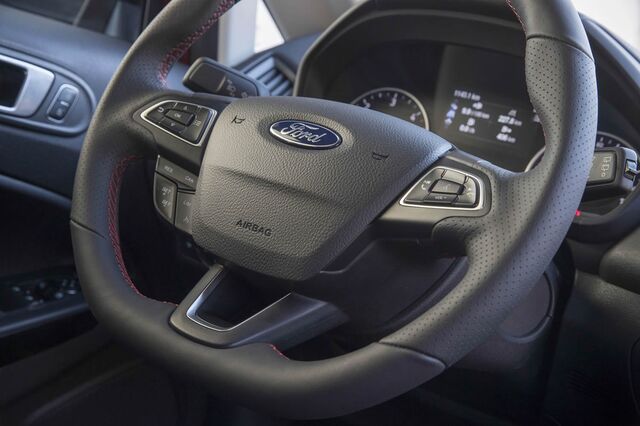 Ford vai investir 11 mil milhões de dólares em carros eléctricos