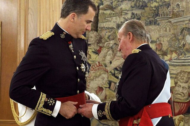 Felipe VI chega aos 50 anos a recuperar popularidade com luta contra o secessionismo