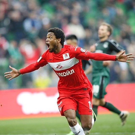 Luiz Adriano - Spartak Moscovo: 0,5 milhões de seguidores