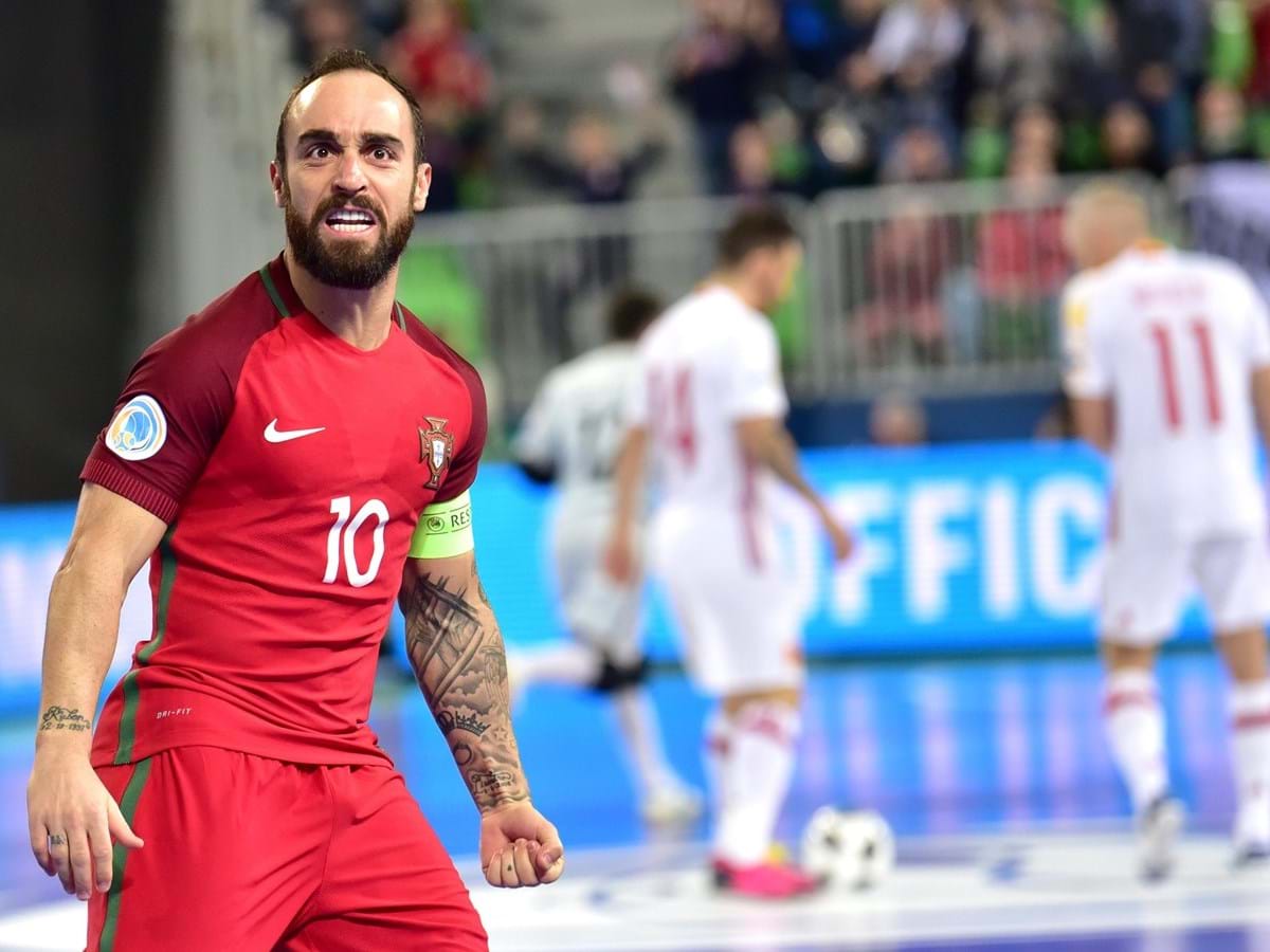 Portugal é campeão mundial de futsal pela primeira vez - Desporto - Jornal  de Negócios