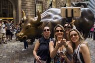 wall street bolsa operadores mercados touro bull market