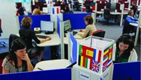 pessoas a trabalhar em série trabalhador trabalho emprego
