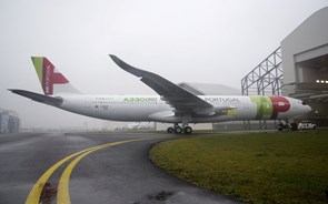 Constrangimentos no aeroporto de Lisboa causam 'sérios danos' na pontualidade da TAP