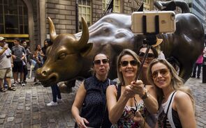 wall street bolsa operadores mercados touro bull market