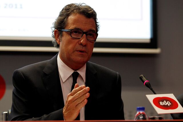 Mexia pede aos trabalhadores da EDP para continuarem 'focados' durante a OPA