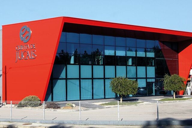 Acionista do Benfica dá “cabazada” de empregos em Oliveira do Hospital