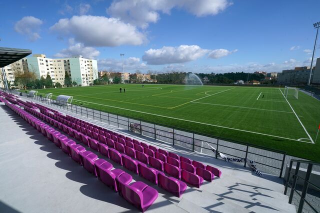 Mercadona 'devolve' estádio ao Canidelo de Gaia