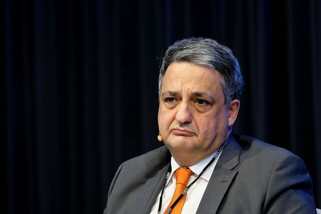Macedo: Juros negativos têm impacto inferior a 10 milhões para a Caixa