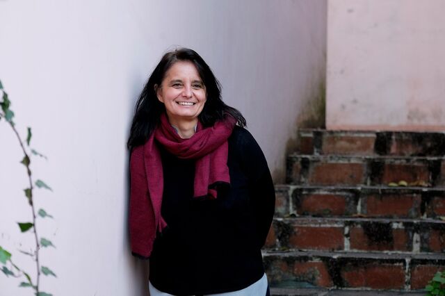 Teresa Villaverde: A melhoria do défice não vai recuperar os casamentos desfeitos pela crise