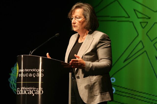 Maria de Lurdes Rodrigues é a nova reitora do ISCTE