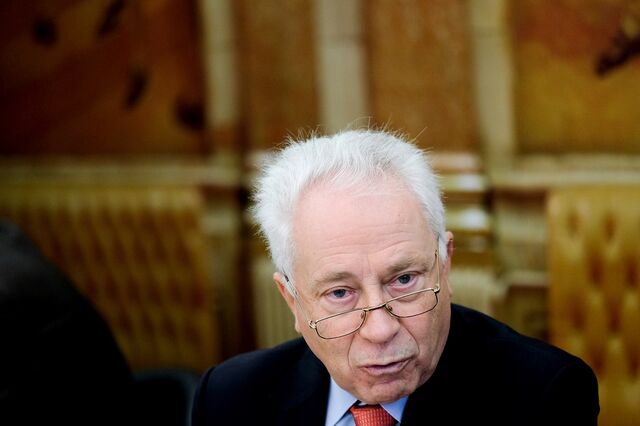 Défice é 'exequível', apesar de 'alguma incerteza'. PIB cresce 2,3%