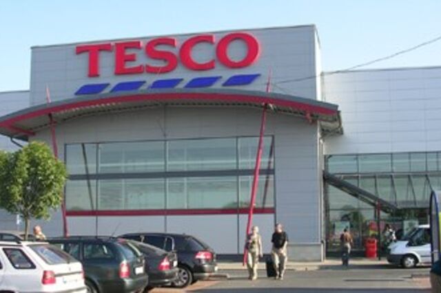 Tesco regressa aos lucros anuais e ganha 1.381 milhões de euros