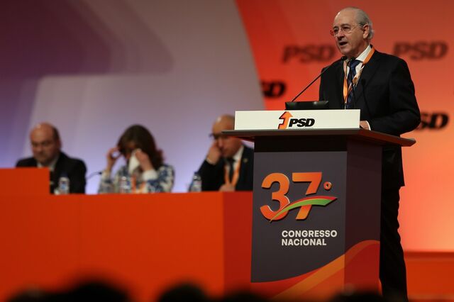 Rio revela ministros-sombra: Álvaro Almeida nas Finanças e Vinhas da Silva na Economia