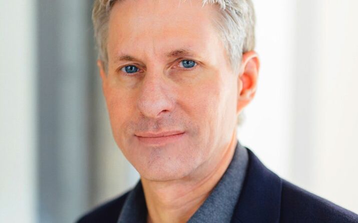 Chris Larsen