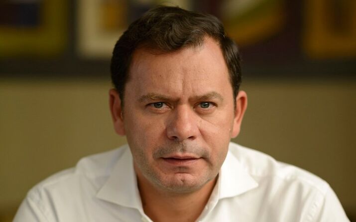 O líder parlamentar que adiou a corrida
