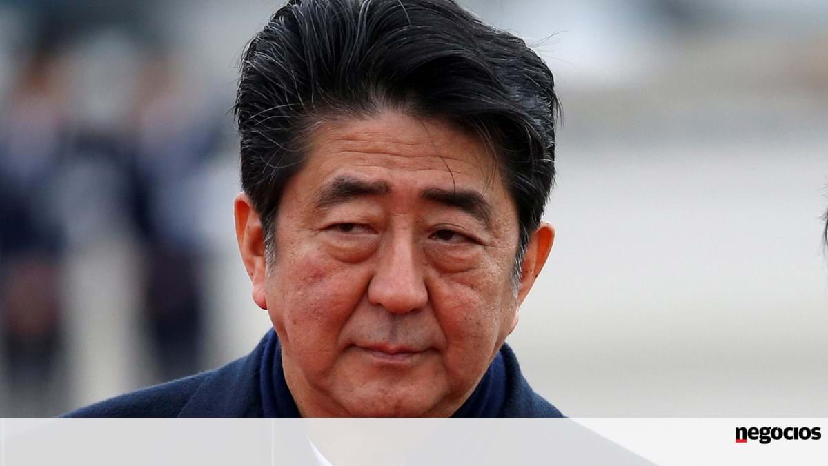 安倍晋三首相辞任 – 経済