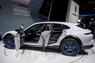 Porsche Mission E Cross Turismo