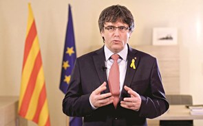Parlamento Europeu levantou a imunidade a independentista catalão Puigdemont