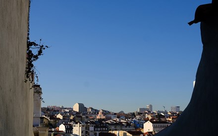 Novo crédito à habitação em mínimos de Abril