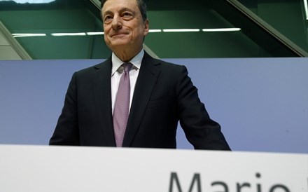 Draghi: Melhoria da economia justifica fim de perspectiva de aumento de estímulos do BCE