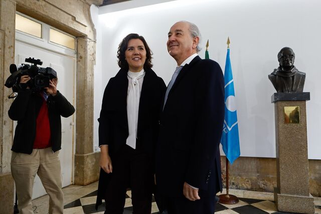Rio: 'A aproximação que há ao PS é a mesma que há ao CDS'
