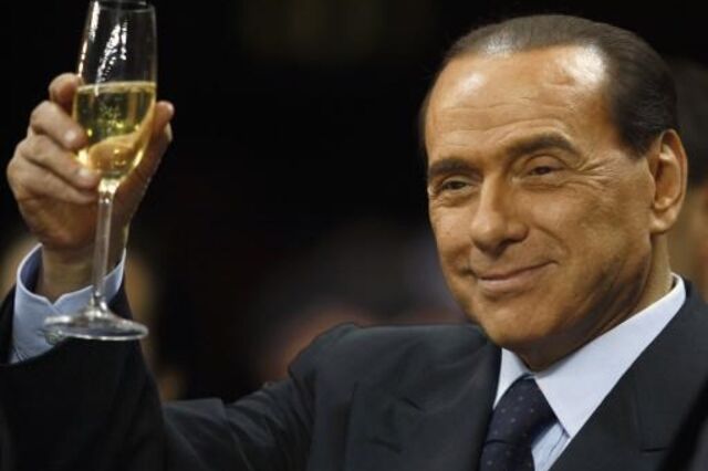 Berlusconi regressa ao futebol com a compra do Monza do terceiro escalão