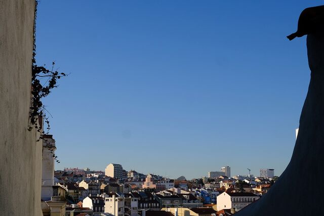 Novo crédito à habitação em mínimos de Abril