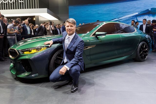 BMW acelera eletrificação da sua gama