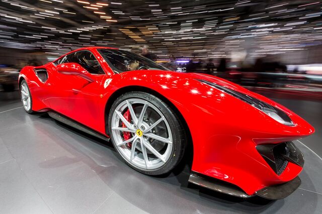 Ferrari já não tem carros disponíveis para entregar este ano