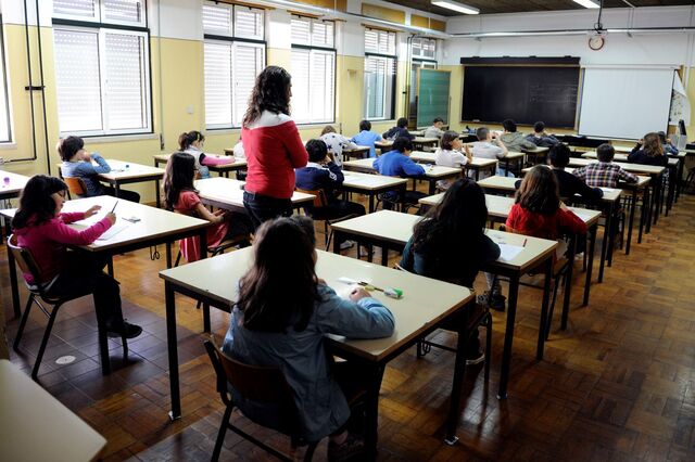 Professores: 'Não prescindimos de um dia que seja'