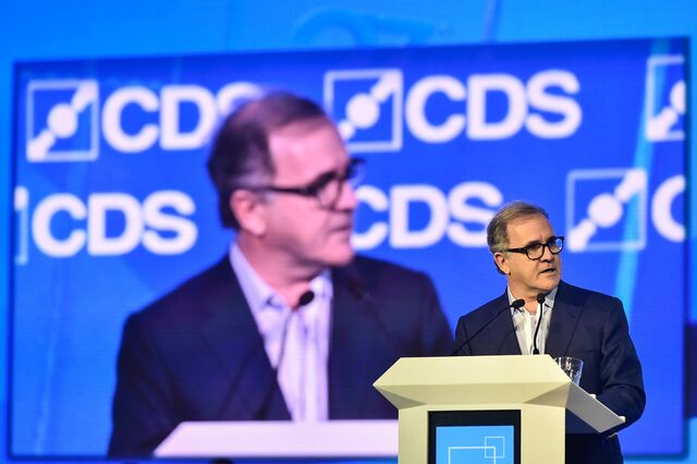 Pires de Lima alerta que adversário do CDS é o PS