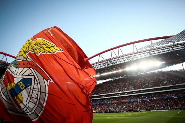Buscas ao Benfica partiram de alerta do banco