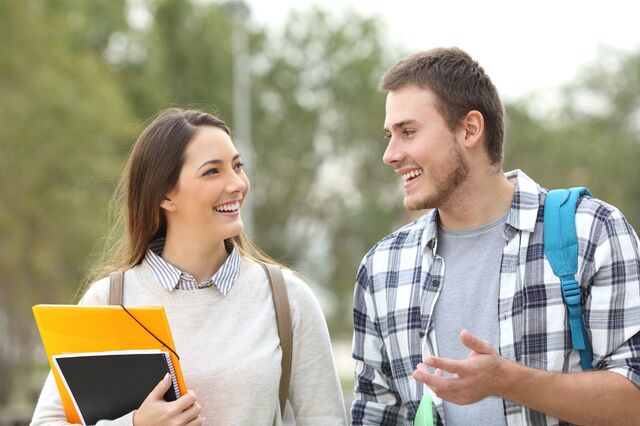 Pós-graduação prepara executivos; mestrado é para recém-licenciados